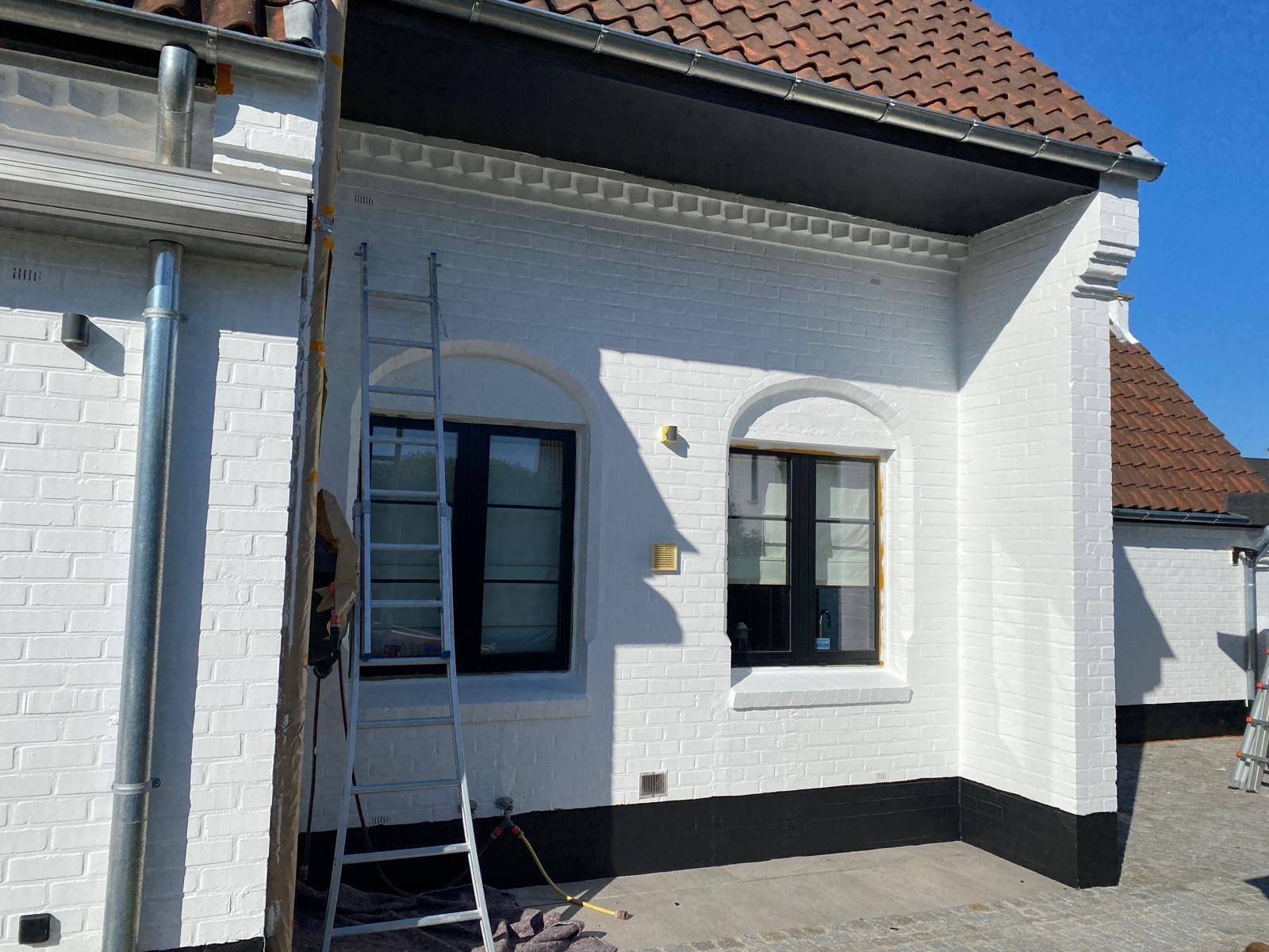 Buitenmuur schilderen in Brugge